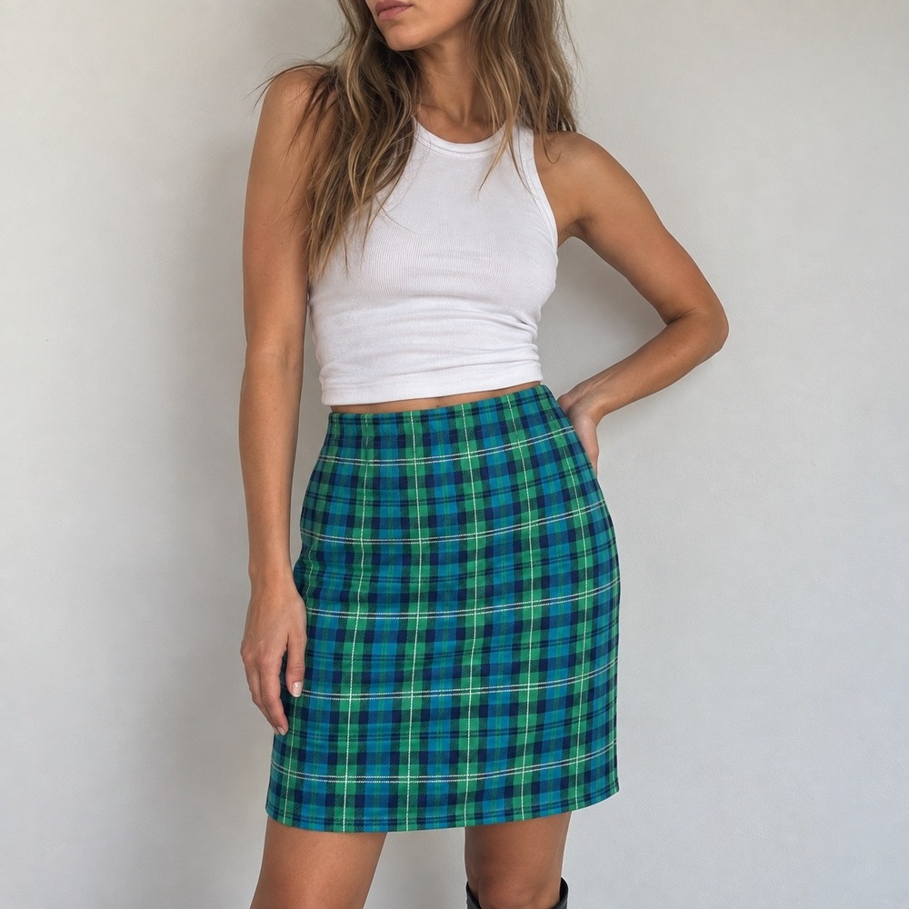 Adrienne Vittadini Green Tartan Plaid Skirt Elastic Waist Small Vintage Preppy